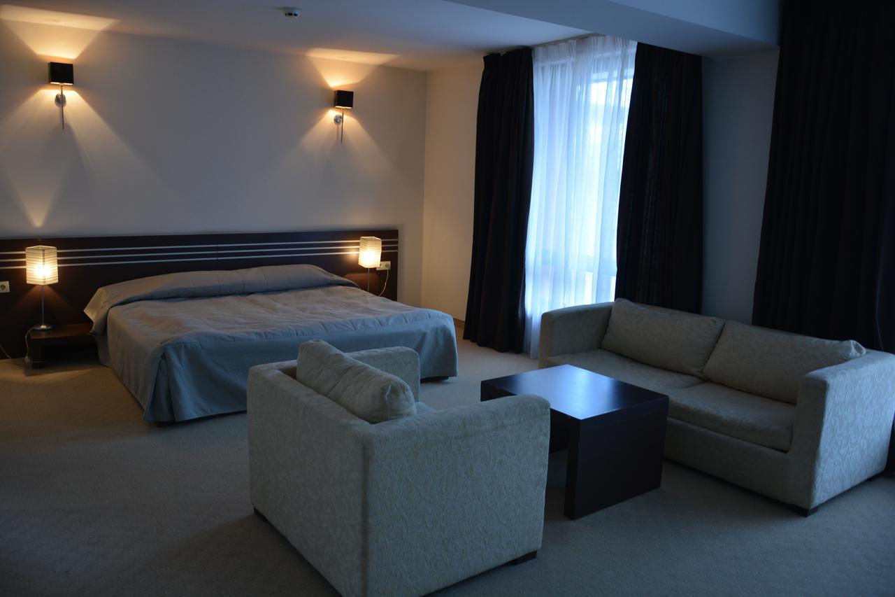 Hotel Presidivm Palace Lovech Ngoại thất bức ảnh