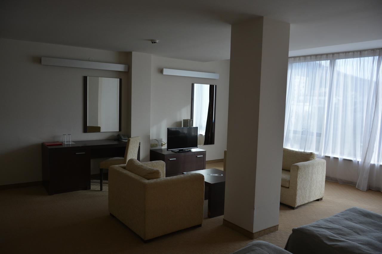 Hotel Presidivm Palace Lovech Ngoại thất bức ảnh