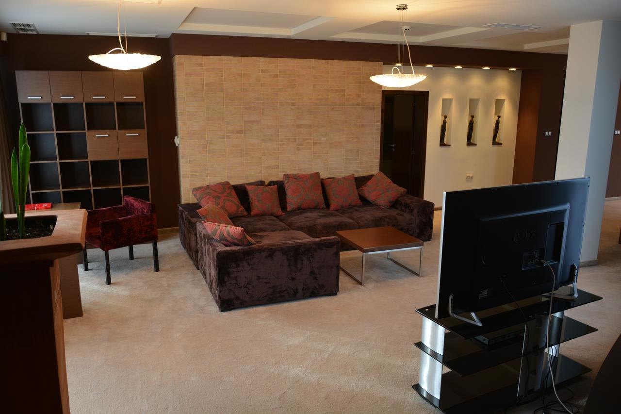 Hotel Presidivm Palace Lovech Ngoại thất bức ảnh