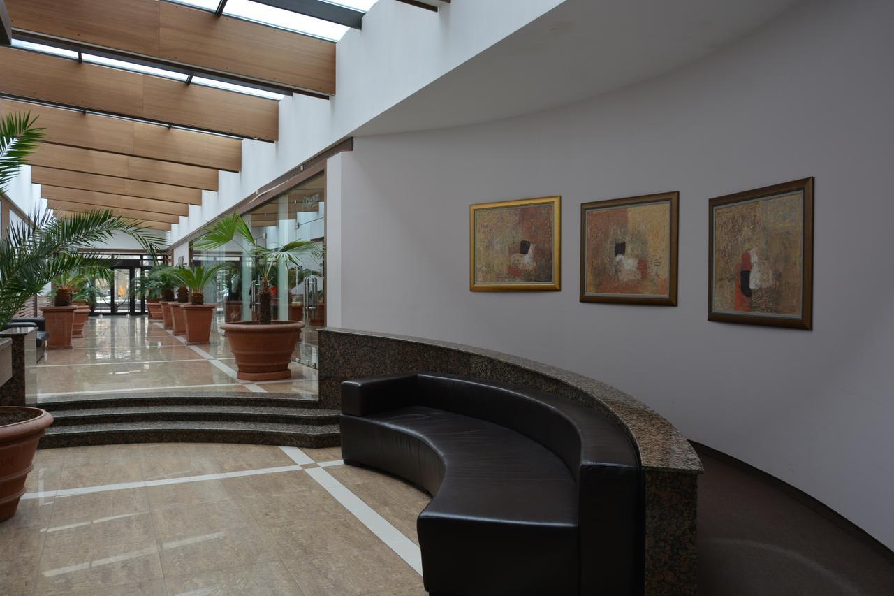 Hotel Presidivm Palace Lovech Ngoại thất bức ảnh