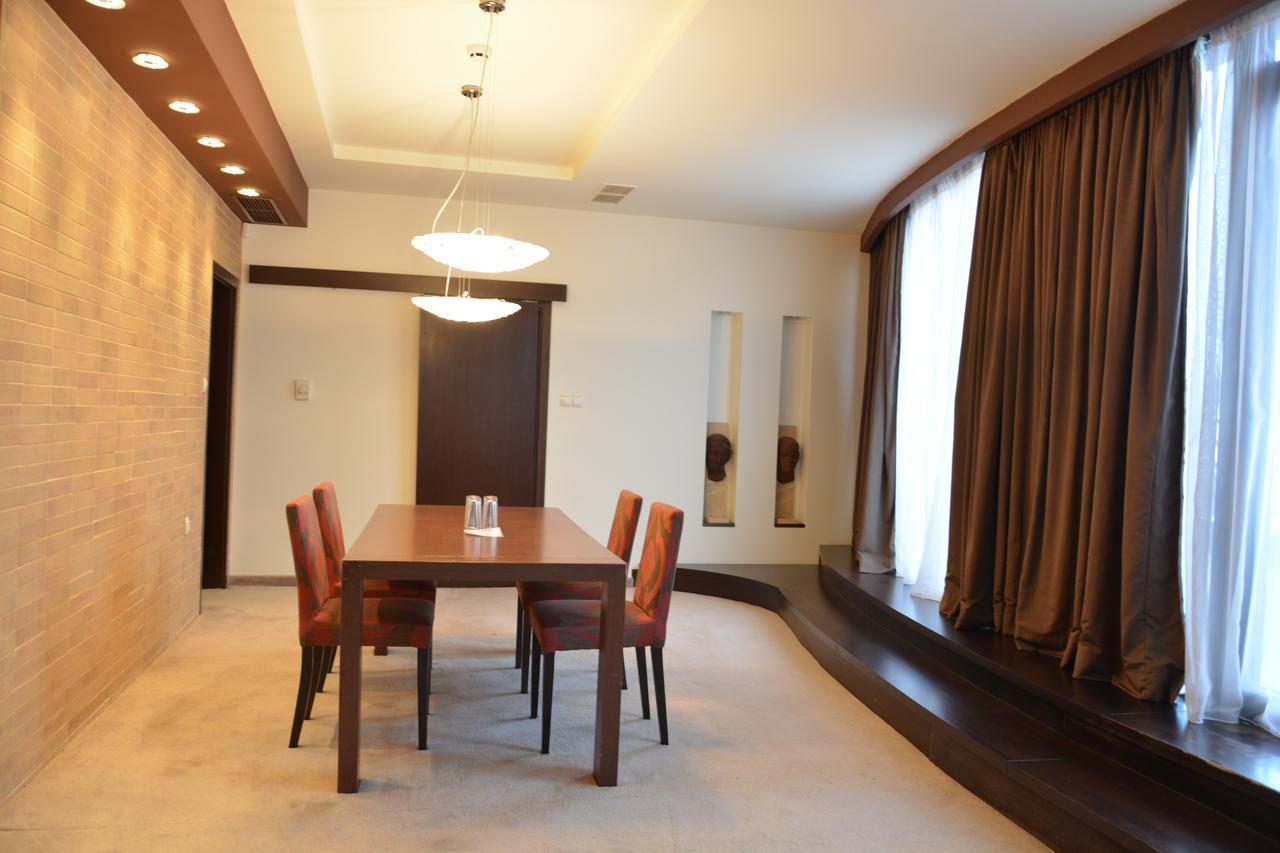 Hotel Presidivm Palace Lovech Ngoại thất bức ảnh